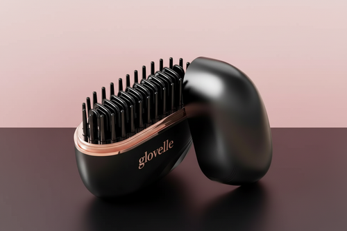 Szczotka z pastelowym tłem